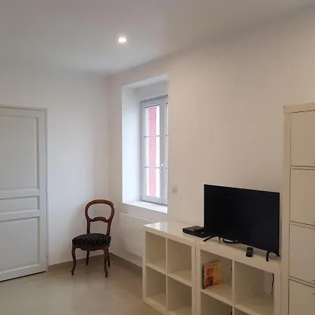 Des Jonquilles * Noyant-d'Allier